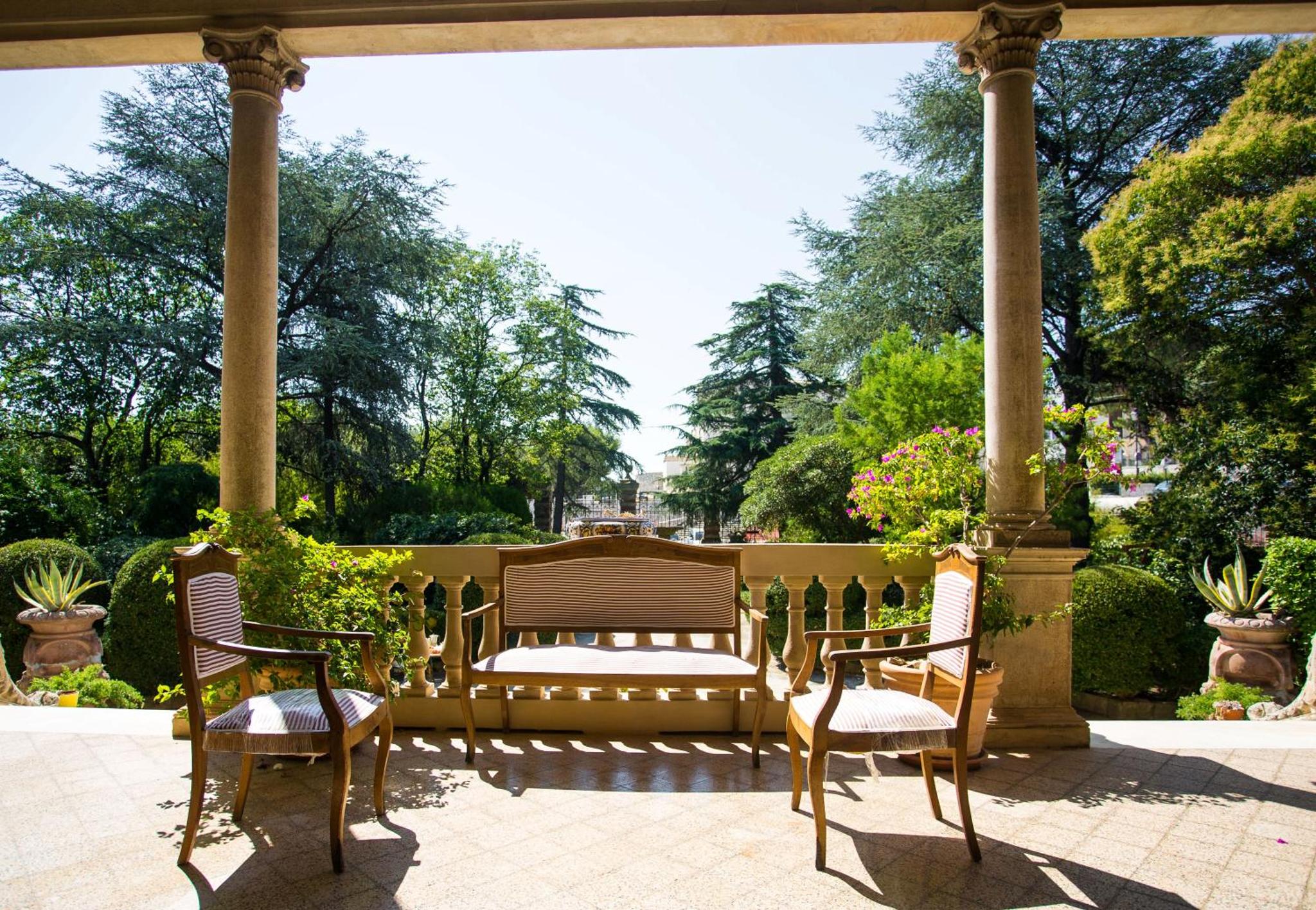 Villa Rosa — the gardens